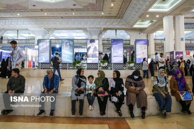 خوب و بد مصلی برای نمایشگاه کتاب