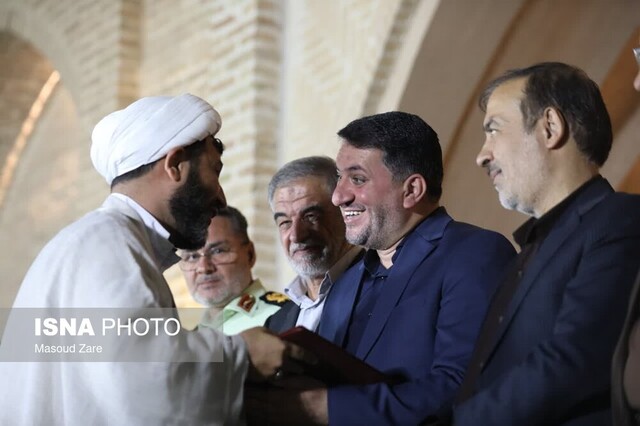 ۲۱۰۰ نفر از مشمولان جوانی جمعیت زمین دریافت میکنند