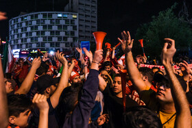 قهرمانی پرسپولیس در بیست و دومین دوره لیگ برتر فوتبال - شادی هواداران پرسپولیس در تهران