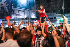 قهرمانی پرسپولیس در بیست و دومین دوره لیگ برتر فوتبال - شادی هواداران پرسپولیس در تهران