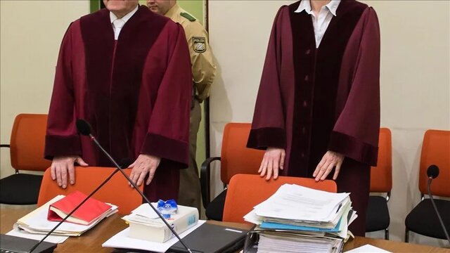 محاکمه ۵ نفر در آلمان به اتهام برنامهریزی برای کودتا محاکمه ۵ نفر در آلمان به اتهام برنامهریزی برای کودتا