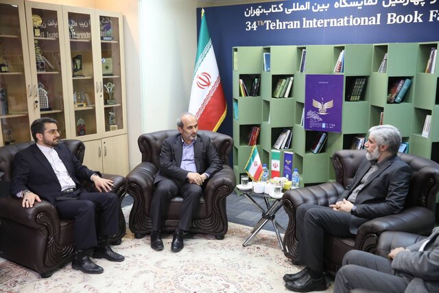 حوزه نشر به رسانه نزدیک شود