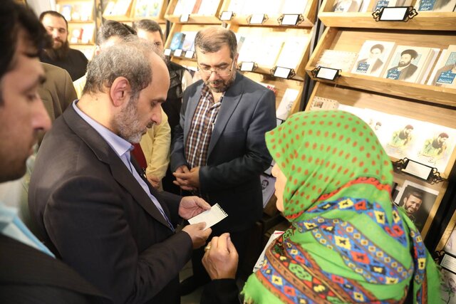 حوزه نشر به رسانه نزدیک شود