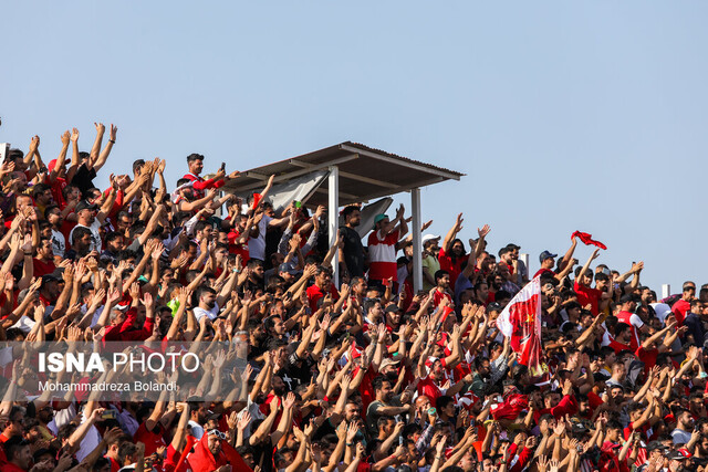 ویدیو/ پرسپولیسیها وطنی را تسخیر کردند ویدیو/ پرسپولیسیها وطنی را تسخیر کردند