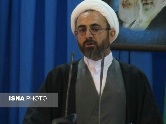 ایران اسلامی به برکت تسلیم نشدن در برابر آمریکا عزتمند و سربلند است
