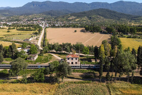 ایستگاه تیرتاش در شهرستان گلوگاه، بخش کلباد، دهستان کلباد شرقی، شمال روستای لمراسک قرار دارد.