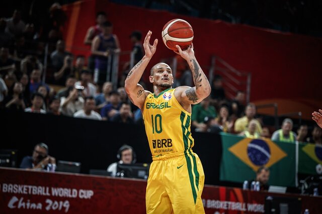 ۱۰۰ گلزن برتر تاریخ جام جهانی بسکتبال