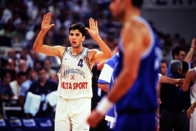 ۱۰۰ گلزن برتر تاریخ جام جهانی بسکتبال