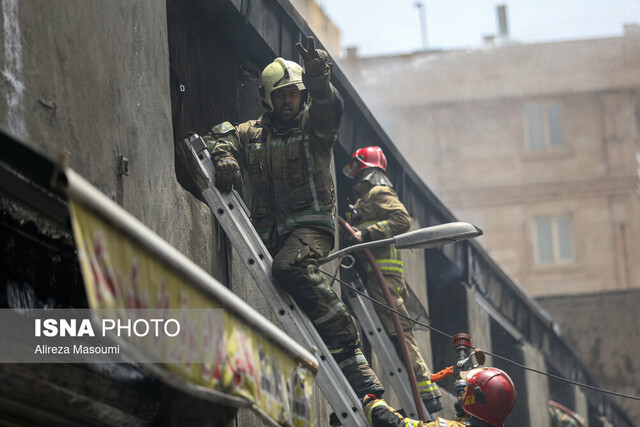 عکس از آرشیو تشکیل پرونده و پیگیری آتشسوزی ماه گذشته "گلستان" اهواز