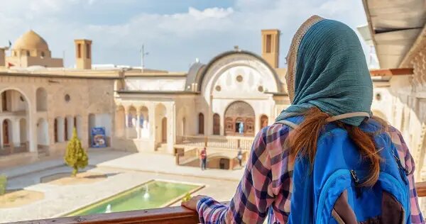 چند خارجی به ایران آمدند؟ چند خارجی به ایران آمدند؟