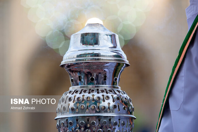 مردم قم شب میلاد کریمه اهل بیت(ع) را در حرم بیتوته کردند