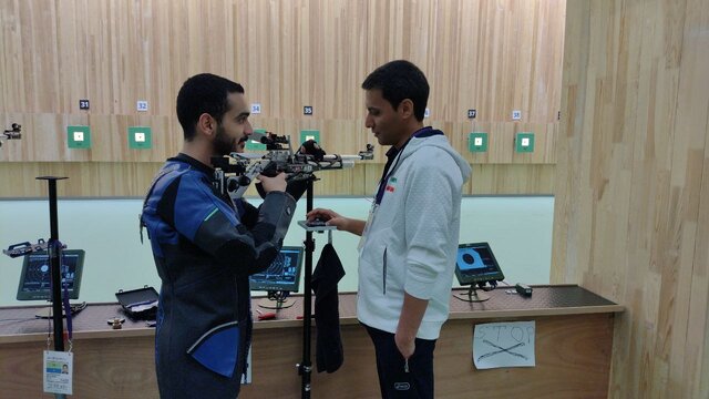 مربی علم سحر و جادو ندارد/ خودم را مدیون لازلو میدانم