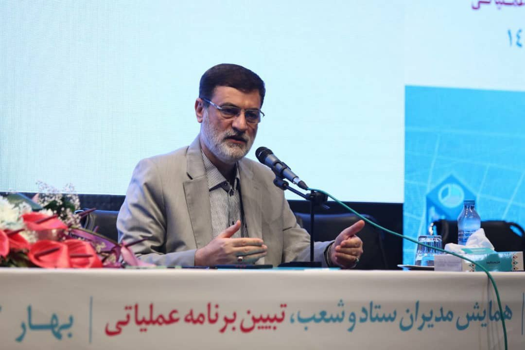 تبیین برنامههای عملیاتی بیمه دی در سال 1402