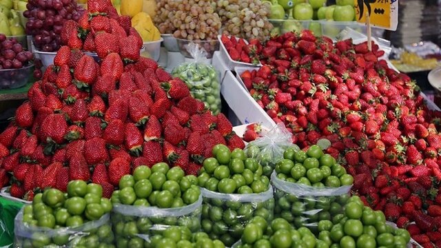 نوبرانه‌های تابستانی در بازار کرمانشاه چند؟