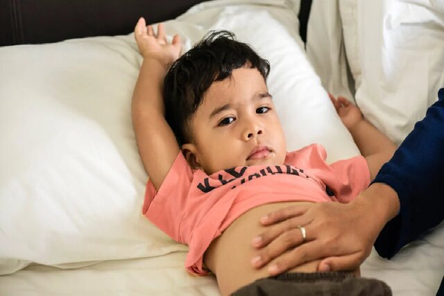 عکس تزئینی است آنتیبیوتیک احتمال التهاب روده را در کودکان بالا میبرد