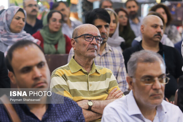 نگاهی به منوچهر طیاب در «گفتهها و ناگفتهها»