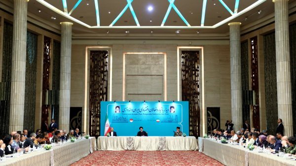 رئیسی: همکاری کشورهای مسلمان و دیگر کشورها تعیین کننده وضعیت فردای جهان است رئیسی: همکاری کشورهای مسلمان و دیگر کشورها تعیین کننده وضعیت فردای جهان است
