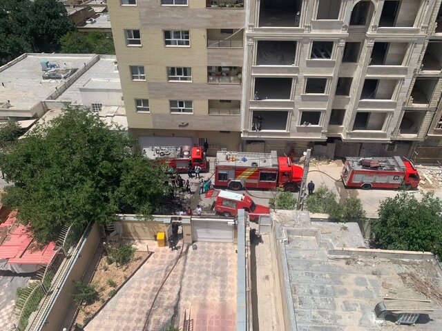 عکس تزئینی است. آتشسوزی یک مجتمع مسکونی در شیراز/۸ نفر مصدوم شدند