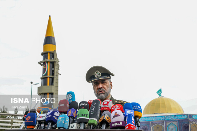 امیر آشتیانی: پیام رونمایی از موشک خرمشهر ۴ حمایت از صلح در منطقه است امیر آشتیانی: پیام رونمایی از موشک خرمشهر ۴ حمایت از صلح در منطقه است