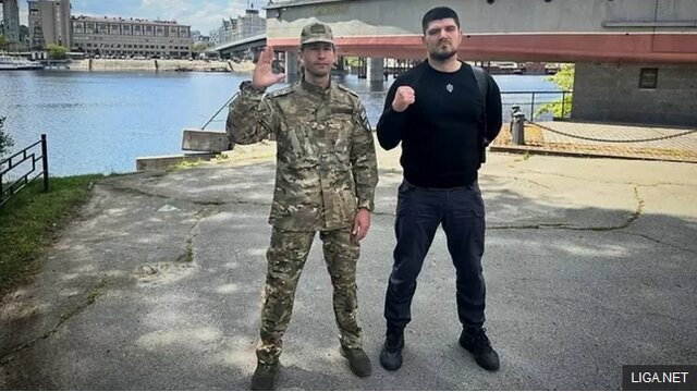 فرماندهان نیروهای آر دی کی و گروه دیگری به نام «لژیون آزادی روسیه» «آردیکی»، گروه راستگرای روسی که برای اوکراین و علیه پوتین میجنگد