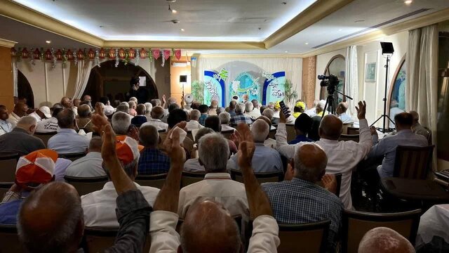 نخستین دعای کمیل حاجیهای ایرانی در مدینه + عکس