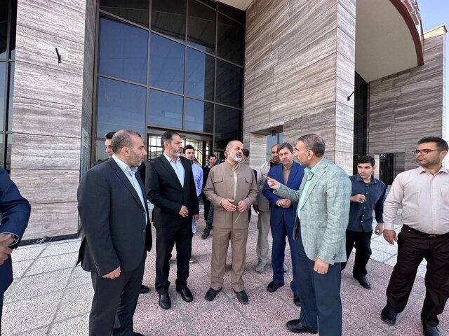 بازدید وزیر کشور از پروژه راهآهن کرمانشاه - خسروی