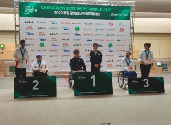 نبرد داخلی والیبالیستها و مدال نقره پاراتیراندازی/ زمان اعزام تیم ملی فوتبال به قرقیزستان