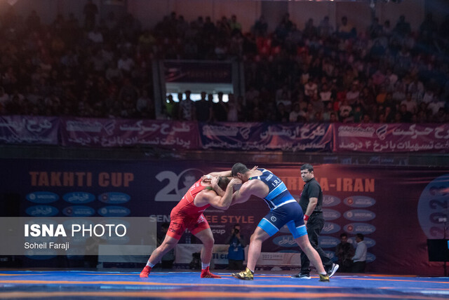 عکس تزیینی است پخش زنده رقابتهای کشتی قهرمانی جهان از فردا