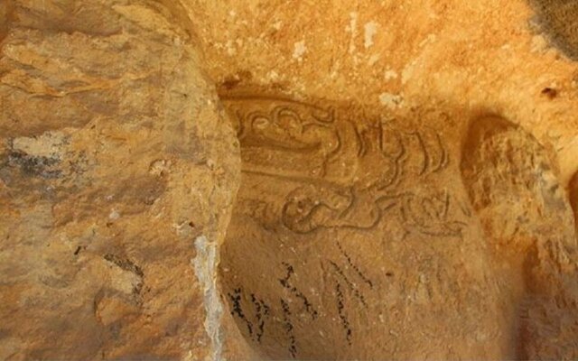 ۱۲ مردی که قاچاقچیان سوراخ سوراخ کردند