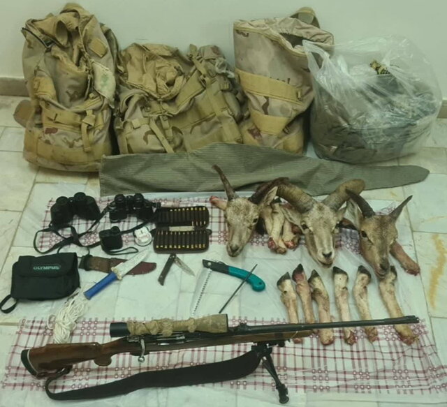 دستگیری متخلفان شکار و صید در منطقه حفاظت شده قمصر و برزک دستگیری متخلفان شکار و صید در منطقه حفاظت شده قمصر و برزک