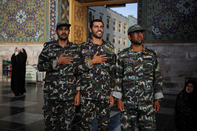 زائران حضرت رضا(ع)