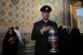 زائران حضرت رضا(ع)