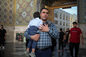 زائران حضرت رضا(ع)