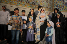 زائران حضرت رضا(ع)