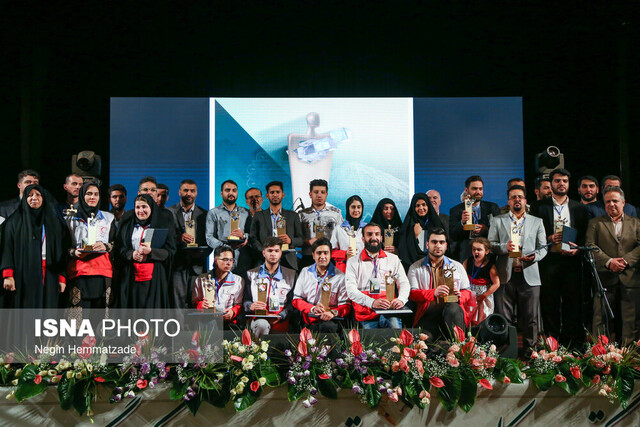 برگزیدگان دوازدهمین آیین اعطای تندیس ملی فداکاری به دانشجویان ایران معرفی شدند برگزیدگان دوازدهمین آیین اعطای تندیس ملی فداکاری به دانشجویان ایران معرفی شدند