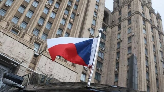 چک: روسیه تا ۱۰ سال دیگر اروپا را تهدید می‌کند
