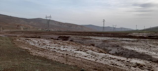 سیل خسارت جدی به شبکه ارتباطی و زمین‌های کشاورزی شهرستان گرمی وارد کرده است