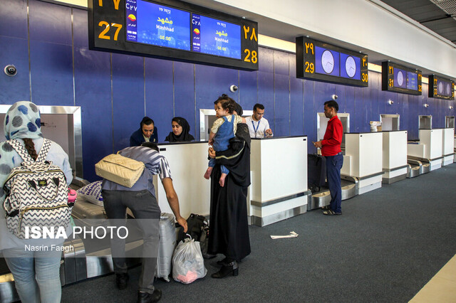 عکس از آرشیو سرگردانی مسافران در تهیه بلیت هواپیما
