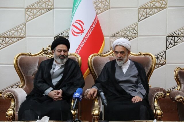 نماینده ولی فقیه به عربستان رفت