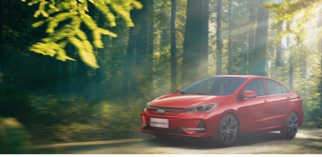 آریزو 5 EV اولین خودرو برقی با پلاک ملی