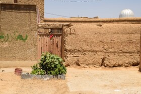 محله شمس آباد خوزان که بافت آن فرسوده و ساخت و ساز در این محله غیر اصولی است.