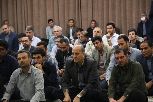 شخصیت امام خمینی(ره) برای نسل جوان تببین شود