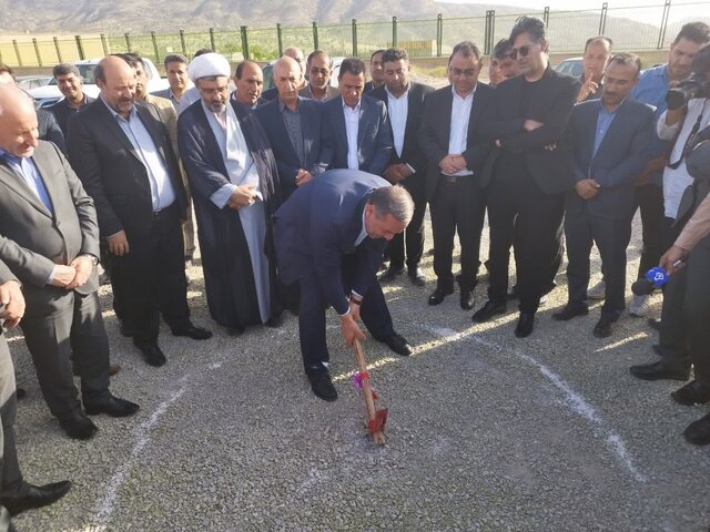 سکوی تماشاچی ورزشگاه شهدای چوار کلنگ‌زنی شد / مخزن ۲۰۰۰متر مکعبی چوار افتتاح شد