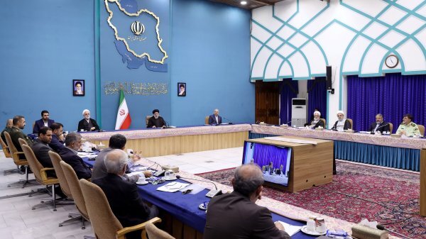 راه حل هایی را برای تثبیت خدمات، تقویت حفاظت از حریم خصوصی و حفظ داده های کاربر تأیید کنید راه حل هایی را برای تثبیت خدمات، تقویت حفاظت از حریم خصوصی و حفظ داده های کاربر تأیید کنید