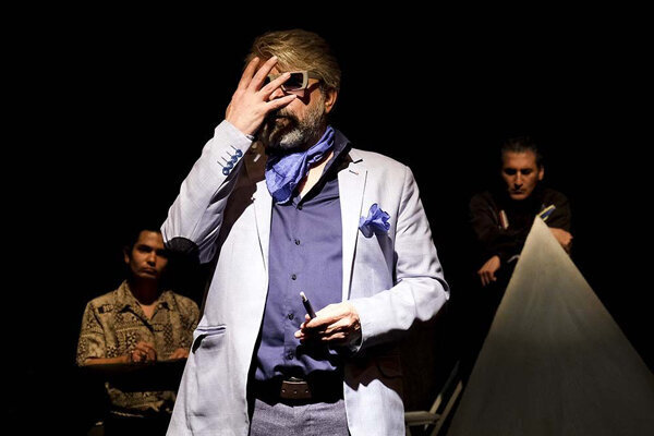 صحنههایی برای سعید پورصمیمی، الهام پاوهنژاد، سیما تیرانداز و...