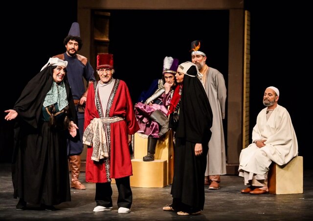 صحنههایی برای سعید پورصمیمی، الهام پاوهنژاد، سیما تیرانداز و...