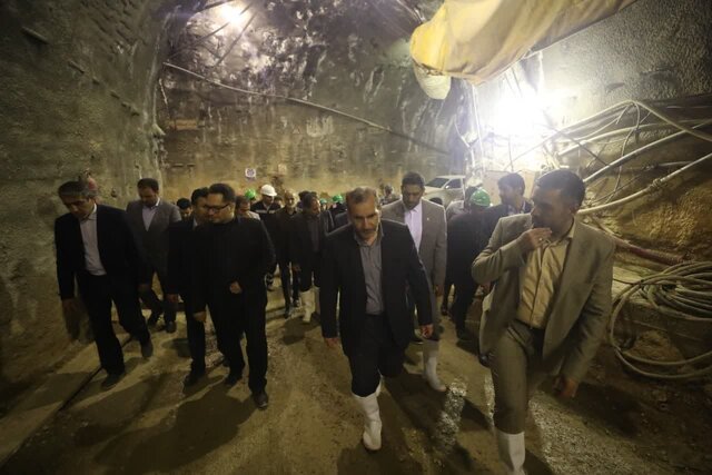 ما وارث قطار شهری کرمانشاه هستیم/ بهجای انتقاد باید دنبال رفع مشکلات پروژه باشیم