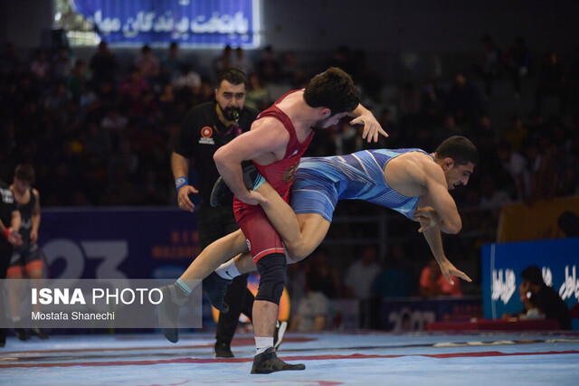 تصویر آرشیوی است. ویزای ۲ کشتیگیر ایران برای مجارستان صادر شد