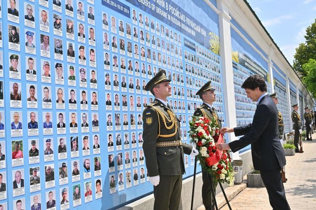 سفر اعلام نشده نخستوزیر کانادا به کییف