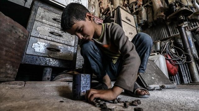 معضل جدی کار کودکان در فقیرترین کشورها؛ آفریقا رکورددار اشتغال کودکان